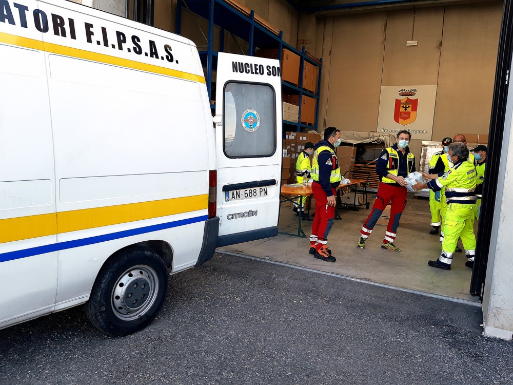 In arrivo altre mascherine per i comuni e colombe per i volontari