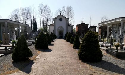 Mozzanica, il cimitero riapre dopo due mesi, come accedervi