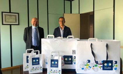 Oxo Bergamo, donate 884 confezioni di lenti a contatto a operatori sanitari e volontari