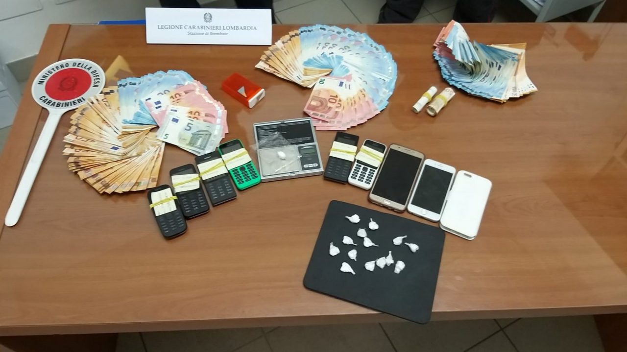 Arrestato spacciatore con 11mila euro in contanti