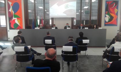 #RipartiLombardia, a Bergamo l'incontro con le categorie produttive bergamasche VIDEO