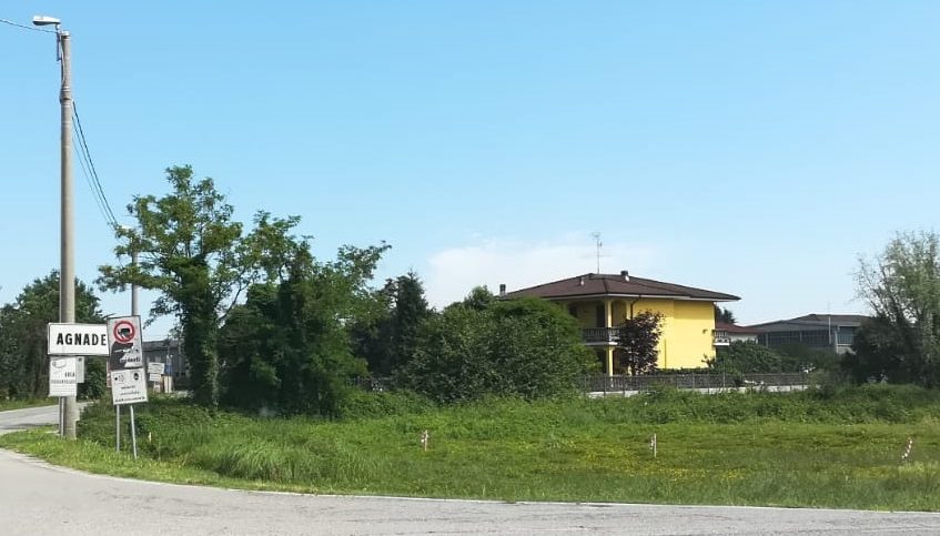 La rotatoria sulla Bergamina non è più un sogno, area picchettata
