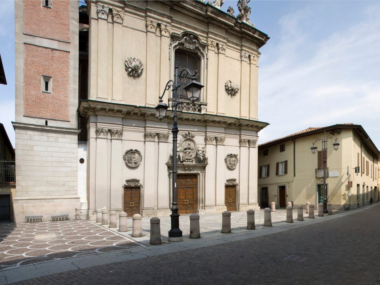 Si sente male durante la Velazione, anziana soccorsa dal sindaco