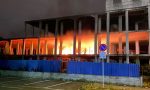 Incendio devasta il cantiere di una palazzina in costruzione  FOTO VIDEO