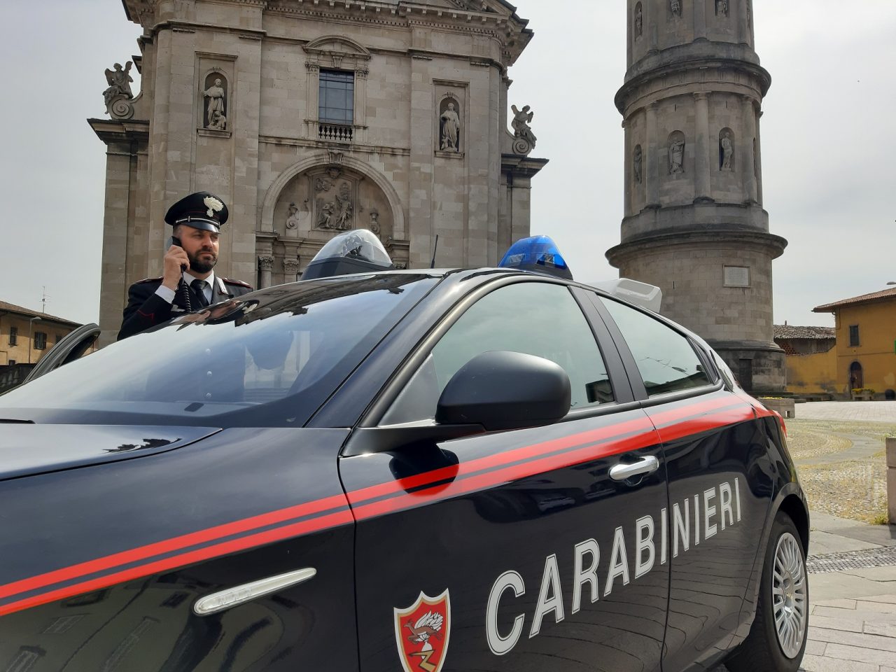 Fermato in centro a Urgnano con un etto di hashish