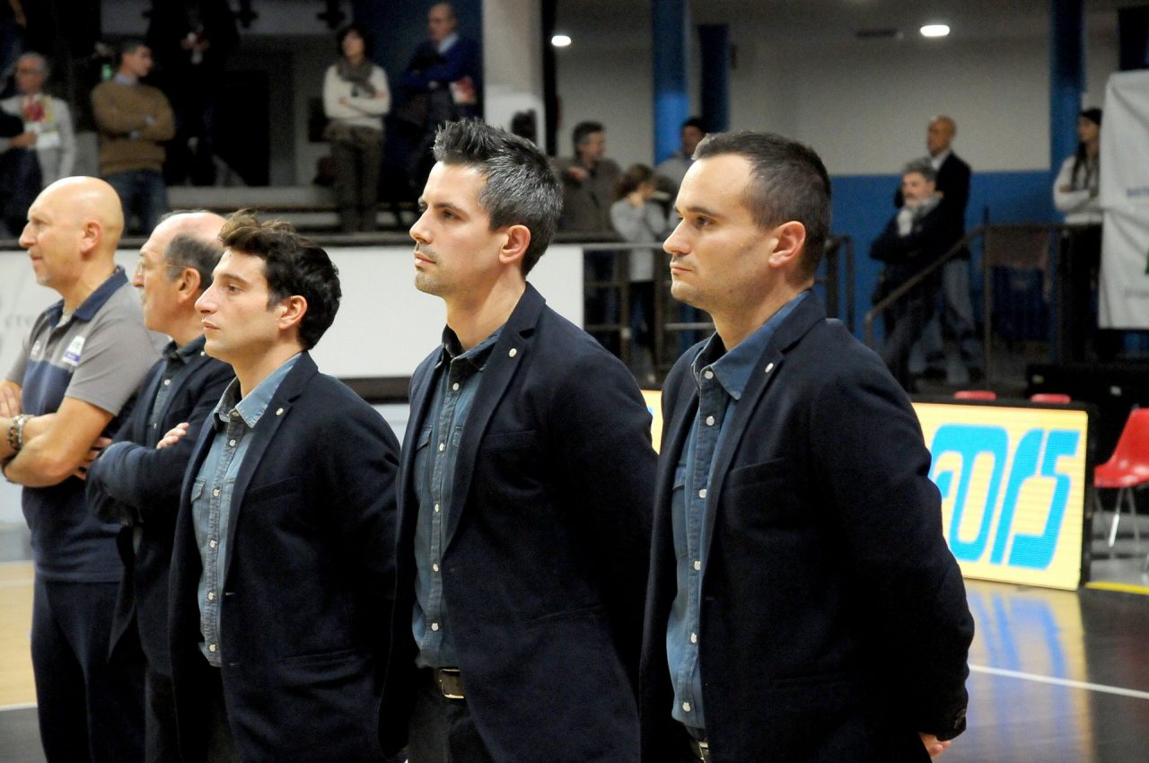 Mauro Zambelli fa 10 stagioni Blu, sarà assistente di coach Cagnardi