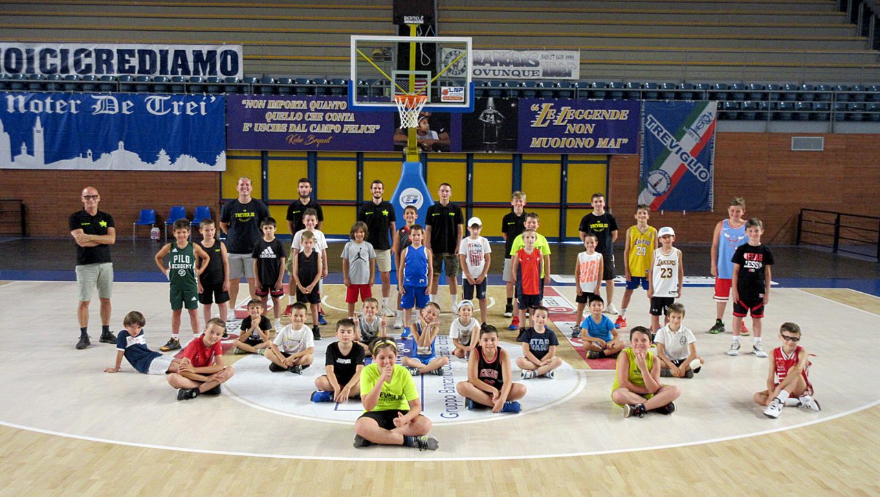 Il Summertime trevigliese fa rima con basket FOTO