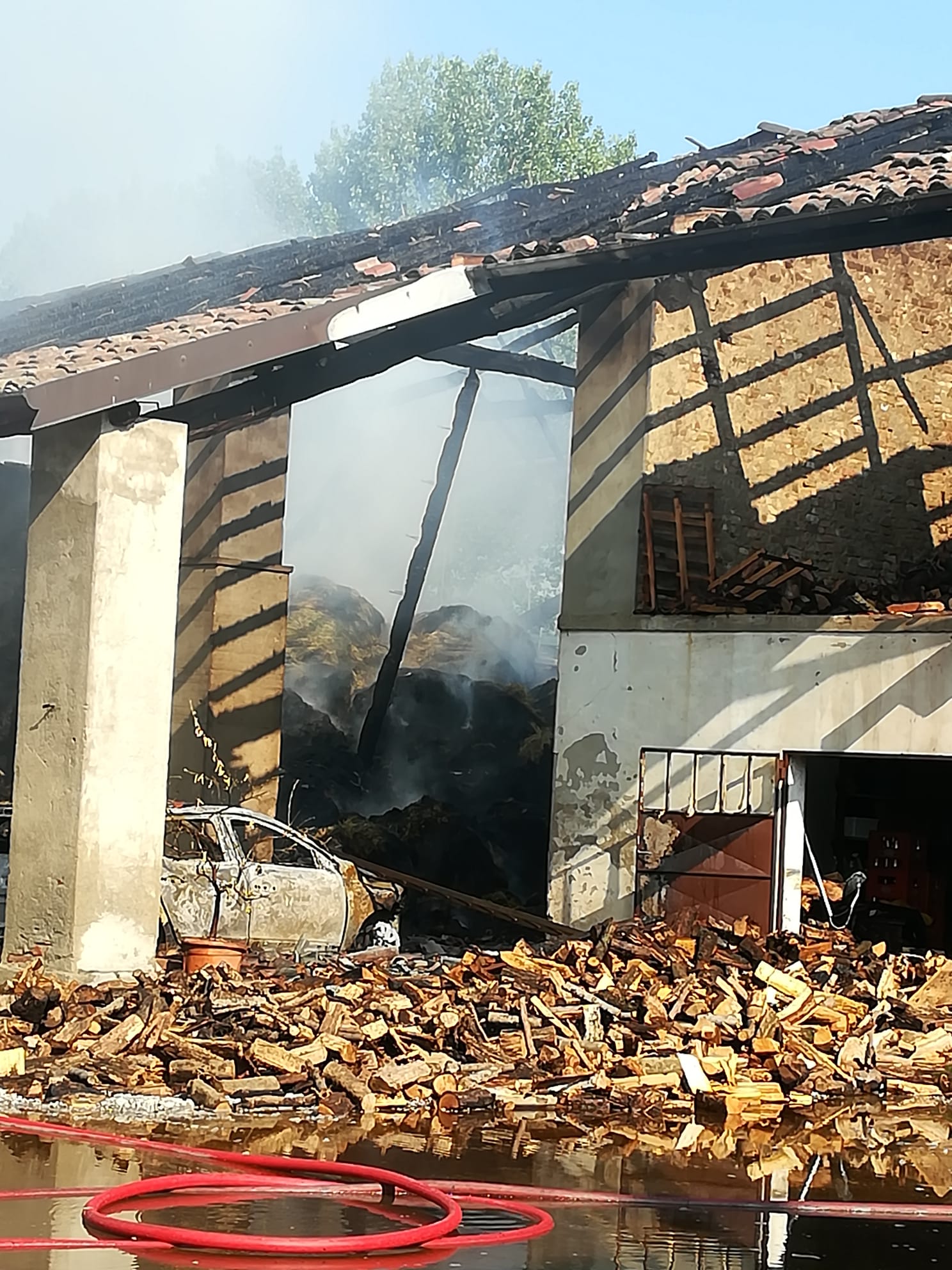 Nosadello Pandino incendio Cascina Besarda