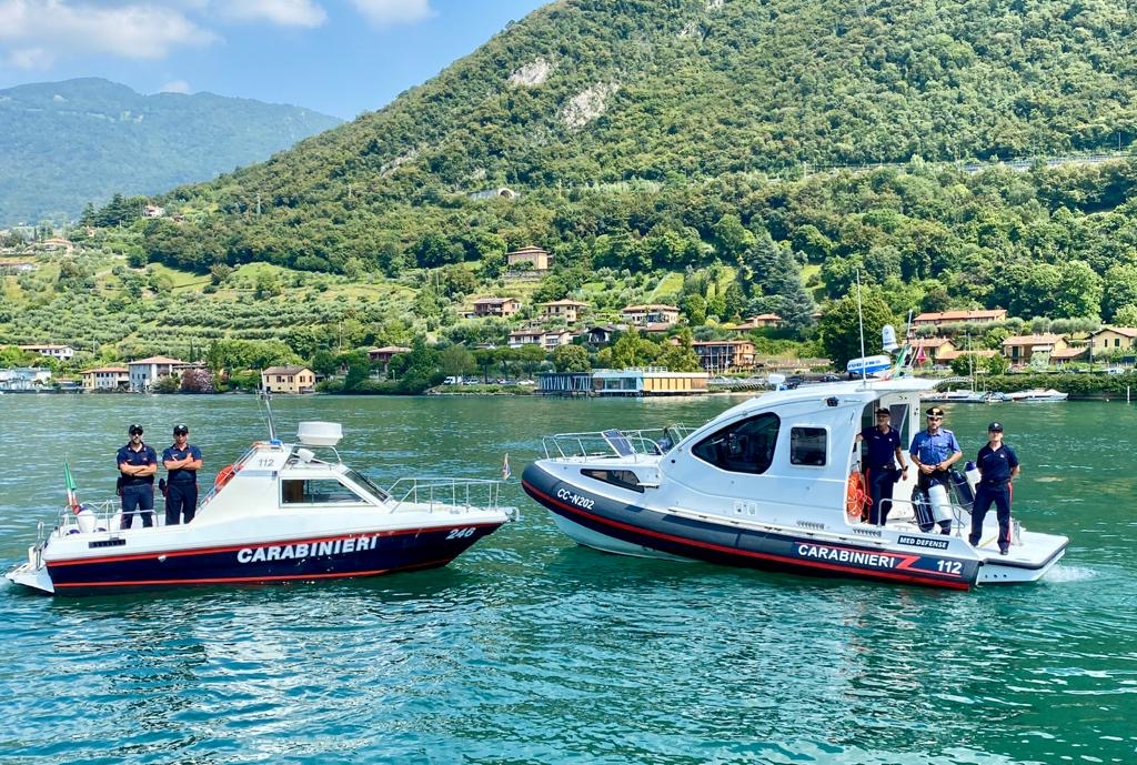 Carabinieri sul lago d’Iseo, imbarcazioni controllate e due sequestri