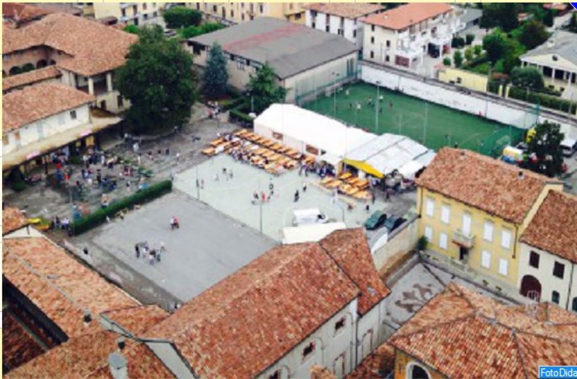 Un parcheggio a pagamento sotto l’oratorio di Caravaggio