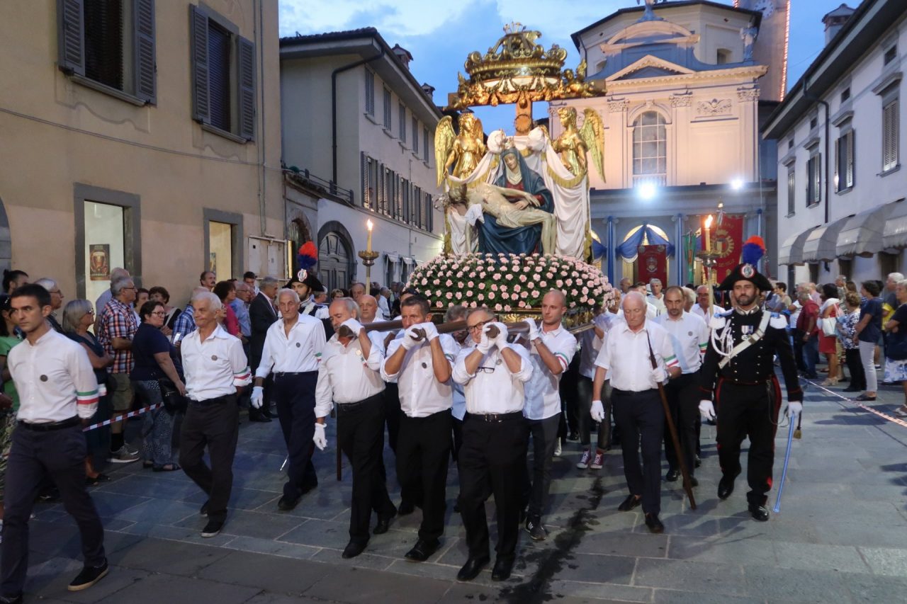Festa dell’Apparizione, il vescovo affiderà la “città ferita” all’Addolorata
