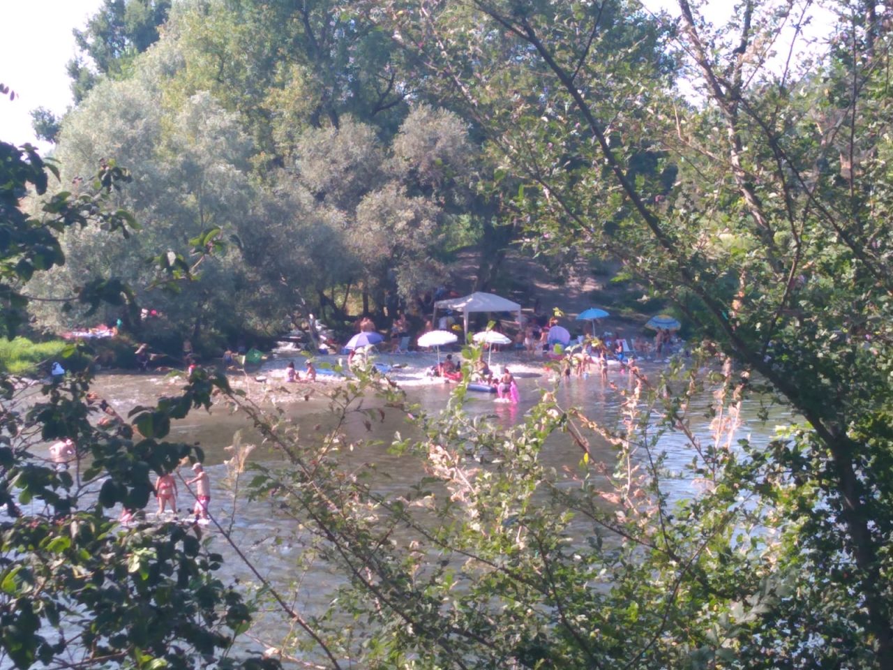 Ferragosto sull’Adda fra barbecue e bagni