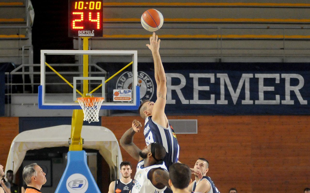 Basket serie A2, la Lega chiede si giochi alle 17