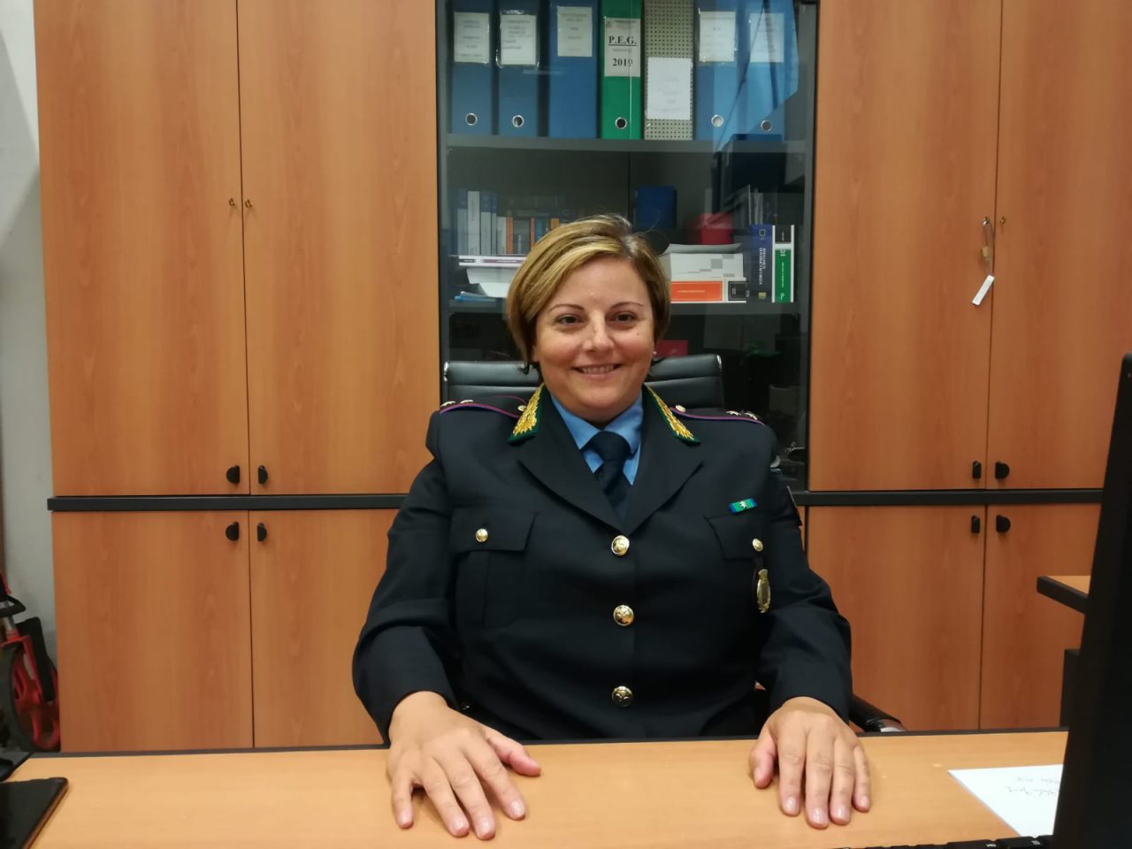 La prima comandante donna della Polizia locale si presenta ai suoi nuovi cittadini