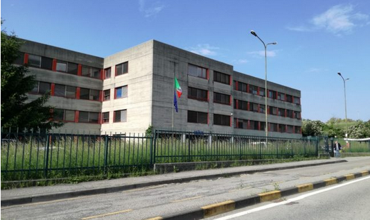 Merate: l’istituto Viganò chiude per Covid, è la prima scuola in Lombardia