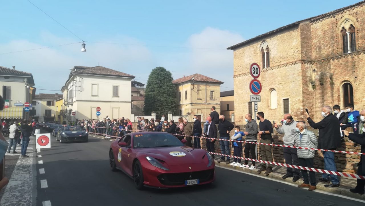 La Mille Miglia arriva a Pandino, entro le 13 le auto storiche saranno a Treviglio FOTO
