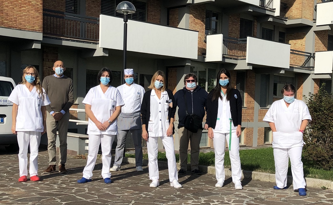 Anni Sereni, ospiti in attesa dei tamponi di controllo da mesi
