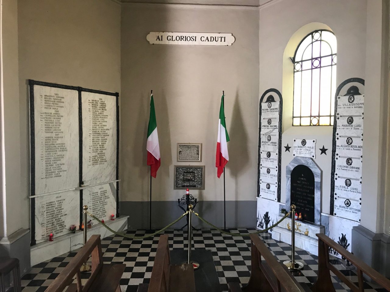 Restaurato il monumento lapideo ai Caduti del cimitero