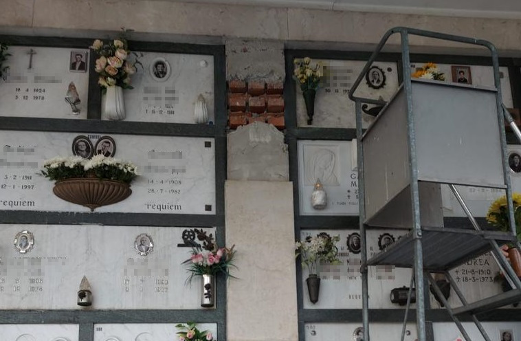 Quella manutenzione al cimitero: “Aspettiamo dal 1973”