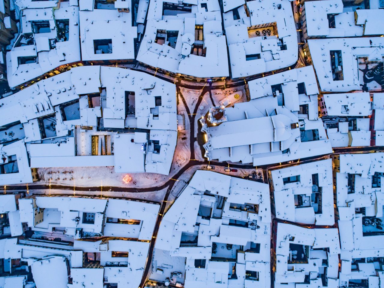 Le spettacolari immagini di Treviglio dall’alto coperta di neve GALLERY