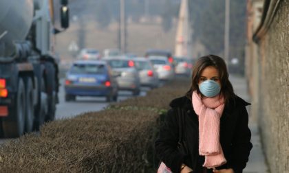 Migliora la qualità dell'aria in Lombardia, nel 2021 rispettato il limite medio massimo di 40 µG/M³ di PM10