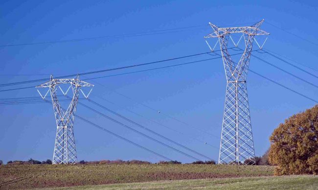Nuovo elettrodotto c’è l’ok per la linea che attraverserà la Bassa