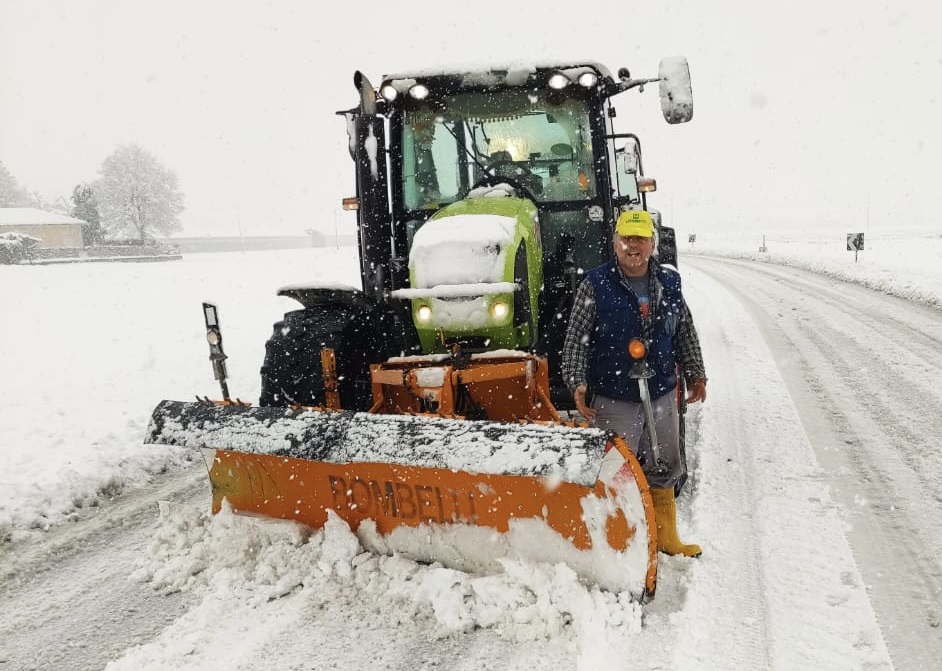 Neve, anche Coldiretti in campo per aiutare i Comuni