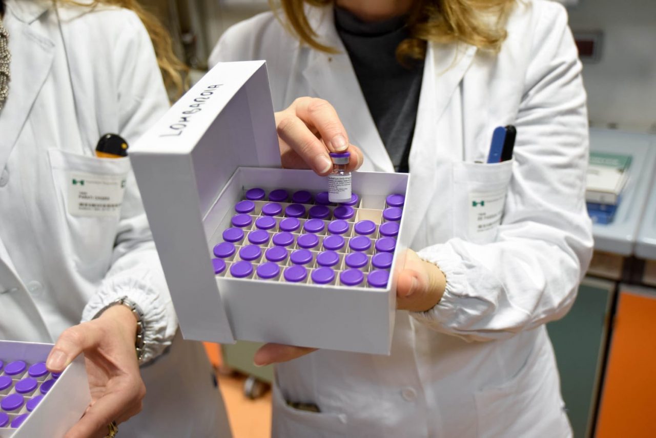 Vaccination Day: arrivate al Niguarda le prime 324 fiale per la Lombardia FOTO