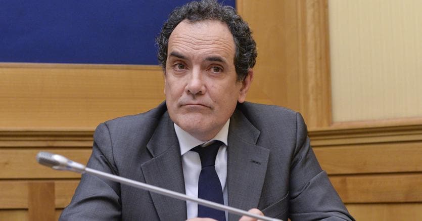 Il Pd lombardo contro Fontana e Moratti: “Dopo l’errore nella comunicazione dei dati, si dimettano”