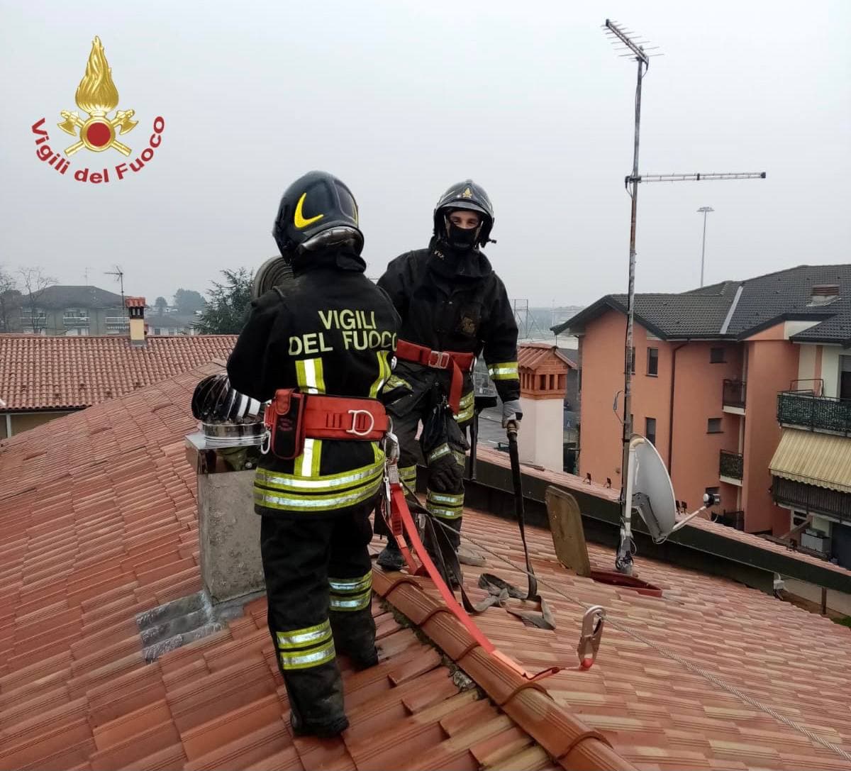 Canna fumaria prende fuoco, paura a Ghisalba