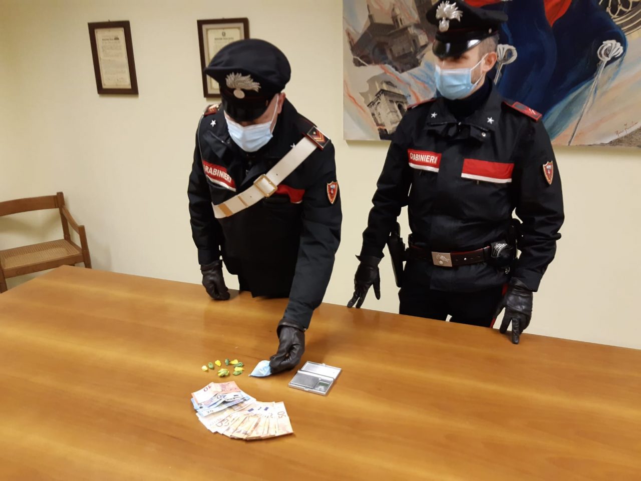 In casa 50 grammi di cocaina, 45enne cameriere arrestato