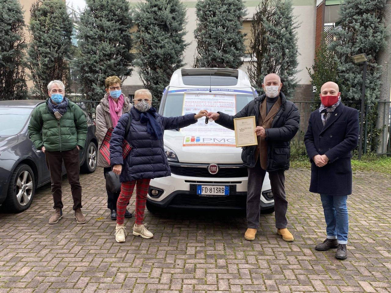 Risorsa sociale, inaugurato il nuovo automezzo