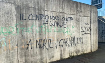 Scritte contro i carabinieri al sottopasso di via Panizzardo