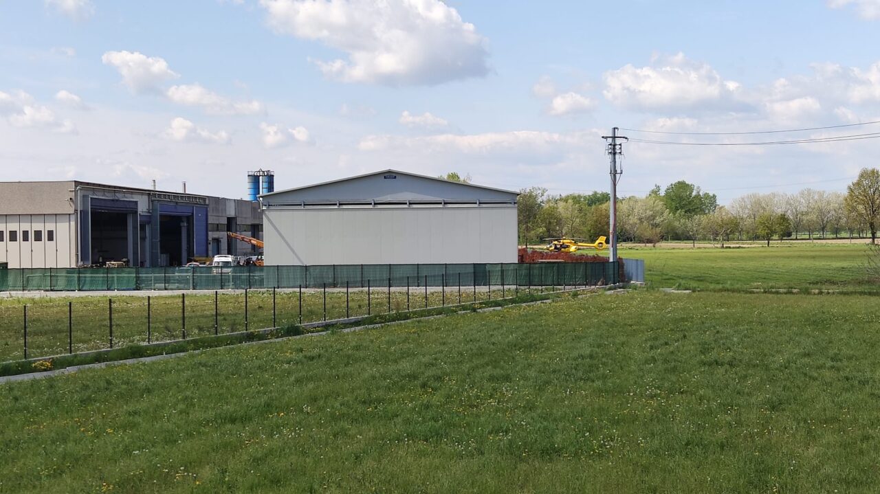 Travolto da un muletto in un’azienda a Casirate,  58enne perde una gamba