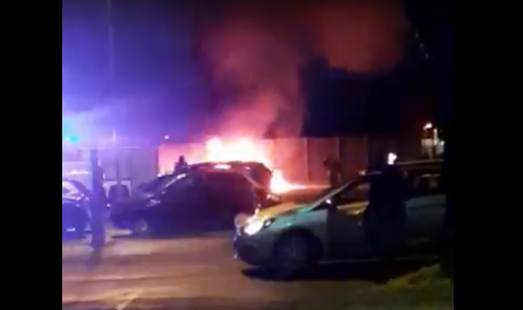 Uomo trovato carbonizzato nell’auto in fiamme