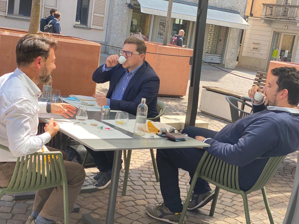 A Treviglio anche i muri hanno le orecchie (e scattano fotografie)