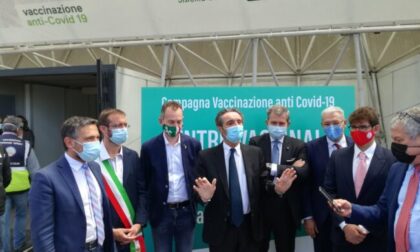 L'annuncio del presidente Fontana: "Da oggi la Lombardia ha numeri da zona bianca"