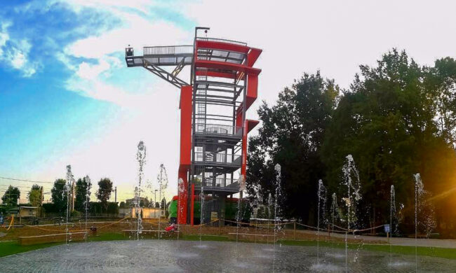 Un centinaio di intossicati  in piscina, probabile causa batterica