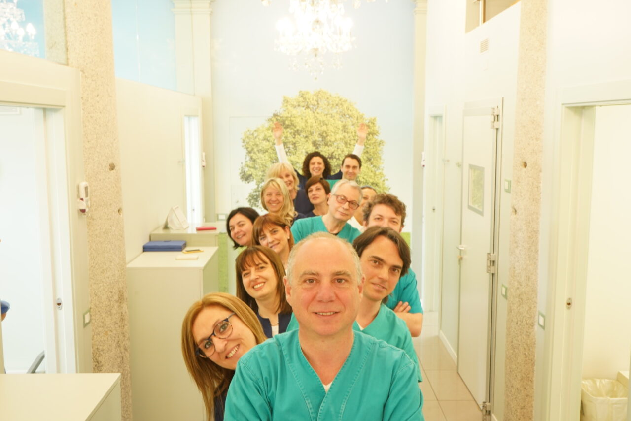 Ortodonzia trasparente agli Studi Mezzena, open day il 3 luglio
