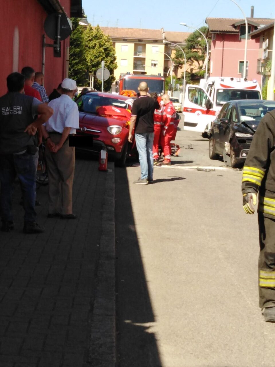 Treviglio incidente via Trieste