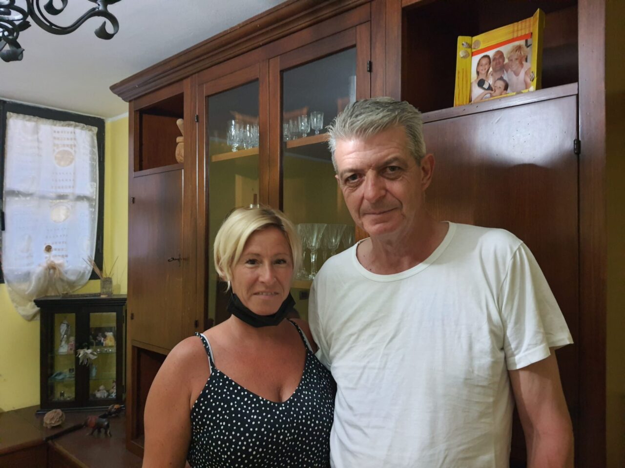 Assessore eroe salva la vita alla vicina di casa