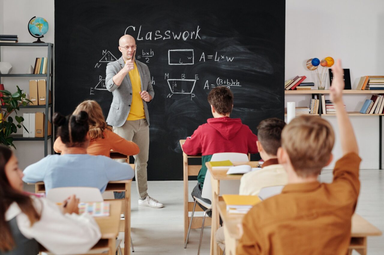 Da settembre tornano i servizi scolastici scuolabus, pre-scuola e mensa
