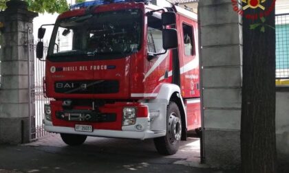 Allagamento all'asilo "Olivari", sul posto i Vigili del fuoco