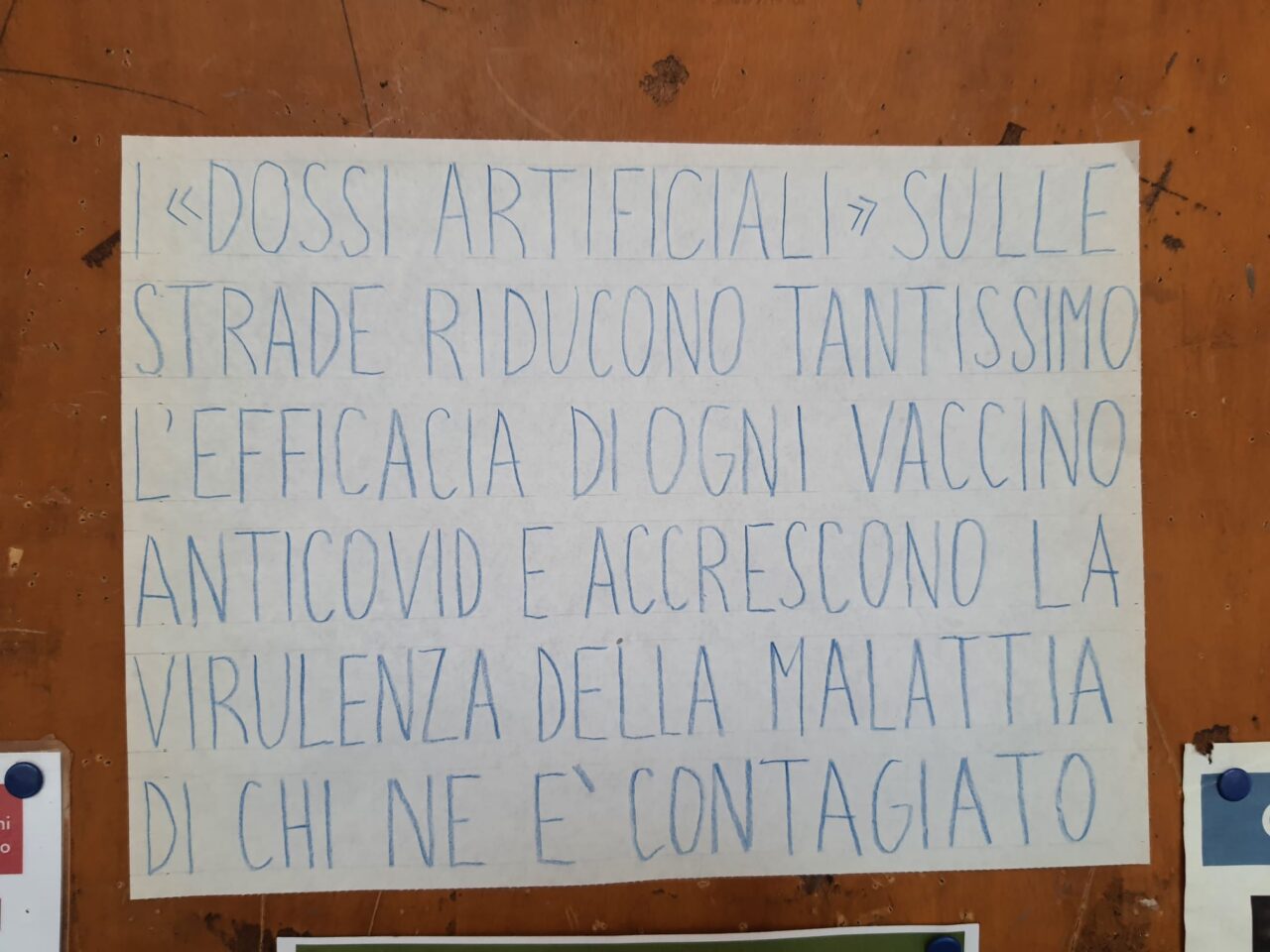 “I dossi stradali riducono l’efficacia dei vaccini” L’assurda “trollata” sulla bacheca del Comune di Treviglio