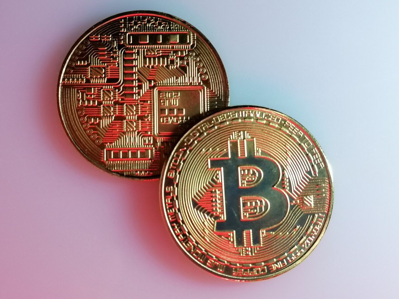 Investimenti: sale la febbre da criptovalute, ma come ridurre l’impatto ambientale?