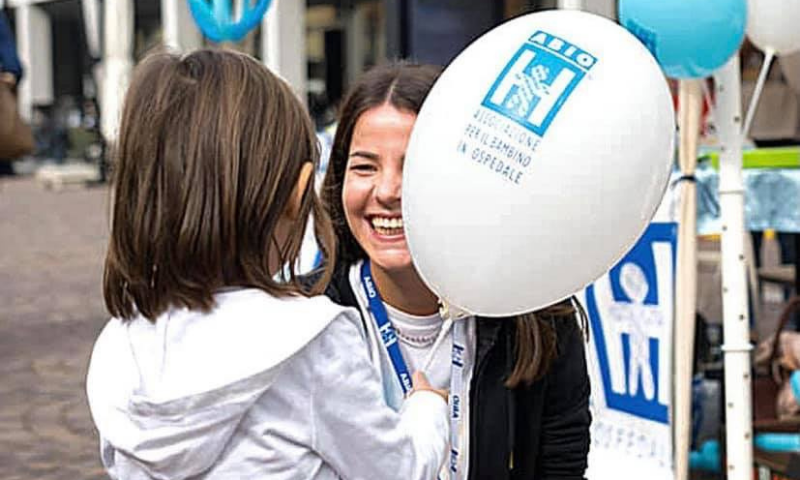 Domani in piazza con l’Abio per aiutare i bambini in ospedale