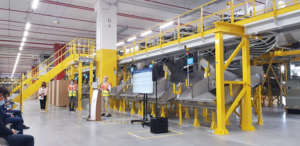 Amazon aumenta a 1.764 euro la retribuzione lorda iniziale per i dipendenti della propria rete logistica in Italia