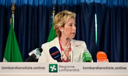 Letizia Moratti lancia la sfida: "Attendo un segnale dal centrodestra". La Lega: "Il nostro candidato è Fontana"