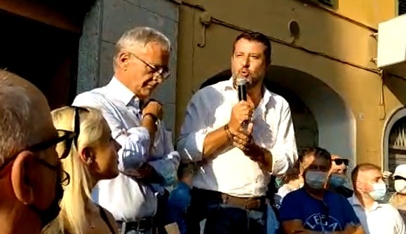 Salvini a Caravaggio attacca Mangoni, Conte e il Green Pass – Il video