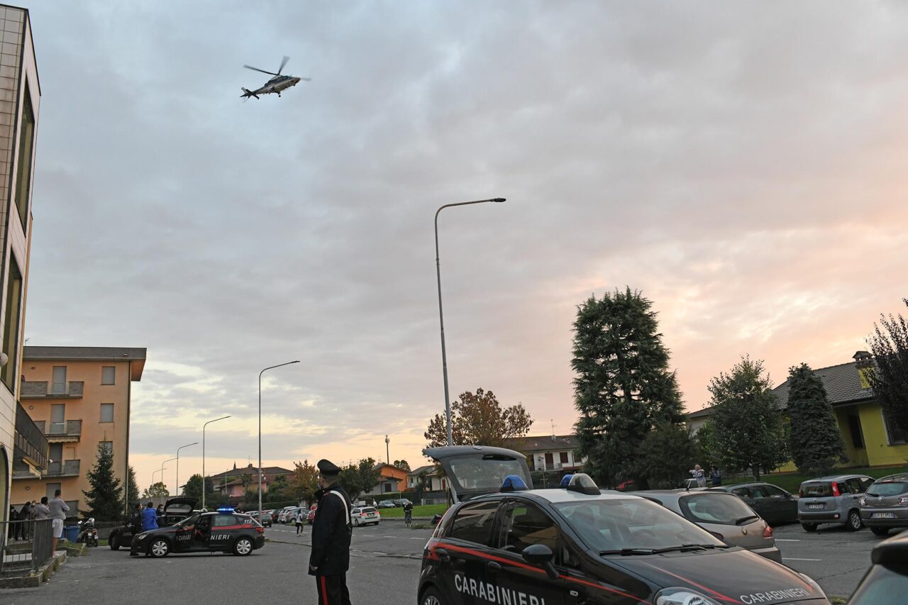Martinengo come Zingonia: retata dei carabinieri, negozi etnici e spacciatori nel mirino